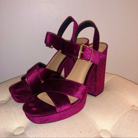 Velour platform heels, NWOT - Picture 5 of 6